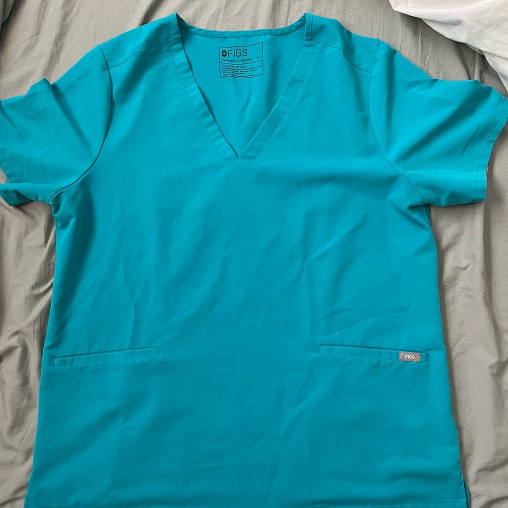 Figs Casma teal top